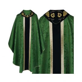 Ornat gotycki zielony haftowany kołnierz - tkanina gładka (48)