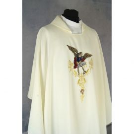 Ornat gotycki haftowany, ecru - Michał Archanioł (90K)