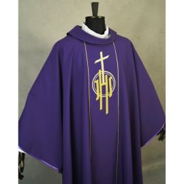 Ornat gotycki fioletowy, haftowany IHS (125K)