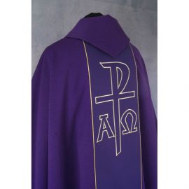 Ornat gotycki fioletowy, haftowany Chrystus na krzyżu (144K)