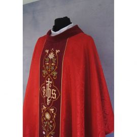 Ornat gotycki czerwony, haftowany pas aksamit (211K)