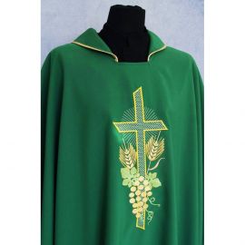 Ornat gotycki zielony, tkanina gładka, haftowany (217K)