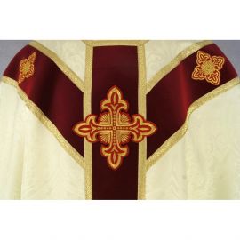 Ornat semi gotycki + stuła, kolor ecru, aksamitny pas (41K)