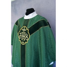 Ornat semi gotycki + stuła, kolor zielony, aksamitny pas (56K)