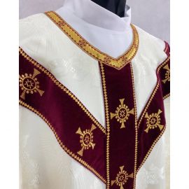 Ornat semi gotycki ecru + akcesoria, tkanina żakard, pasy aksamit (102K)