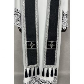 Ornat semi gotycki czarny + akcesoria, tkanina żakard, pasy aksamit (105K)