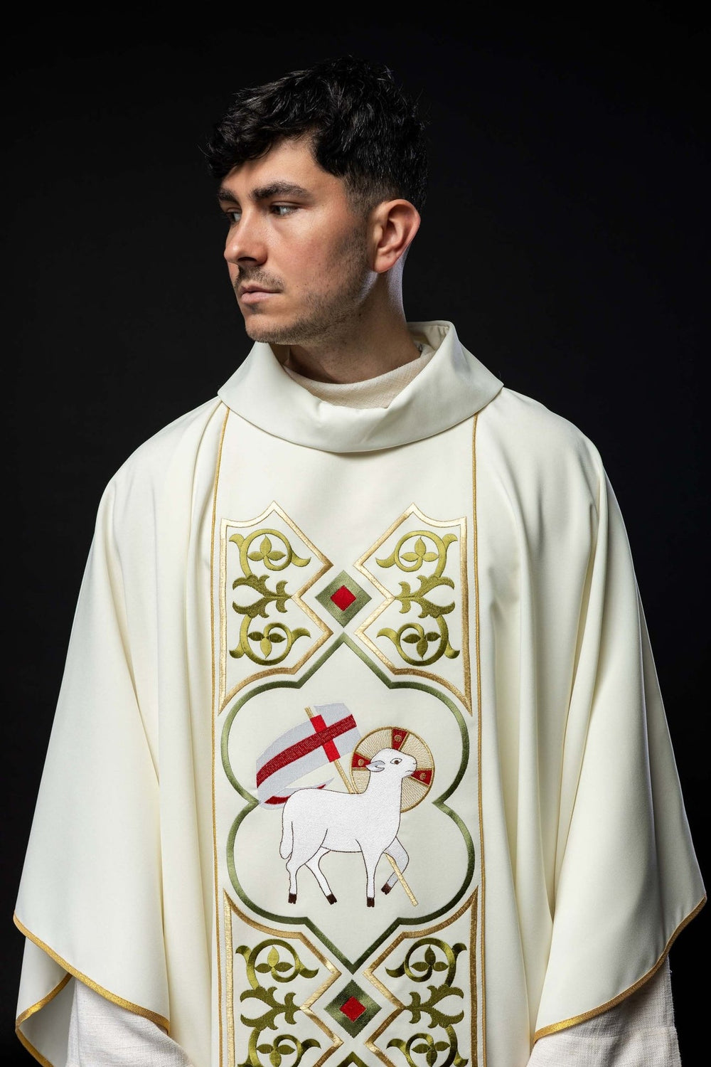 Ornat haftowany z motywem Baranka - Agnus Dei - Ornaty wielkanocne