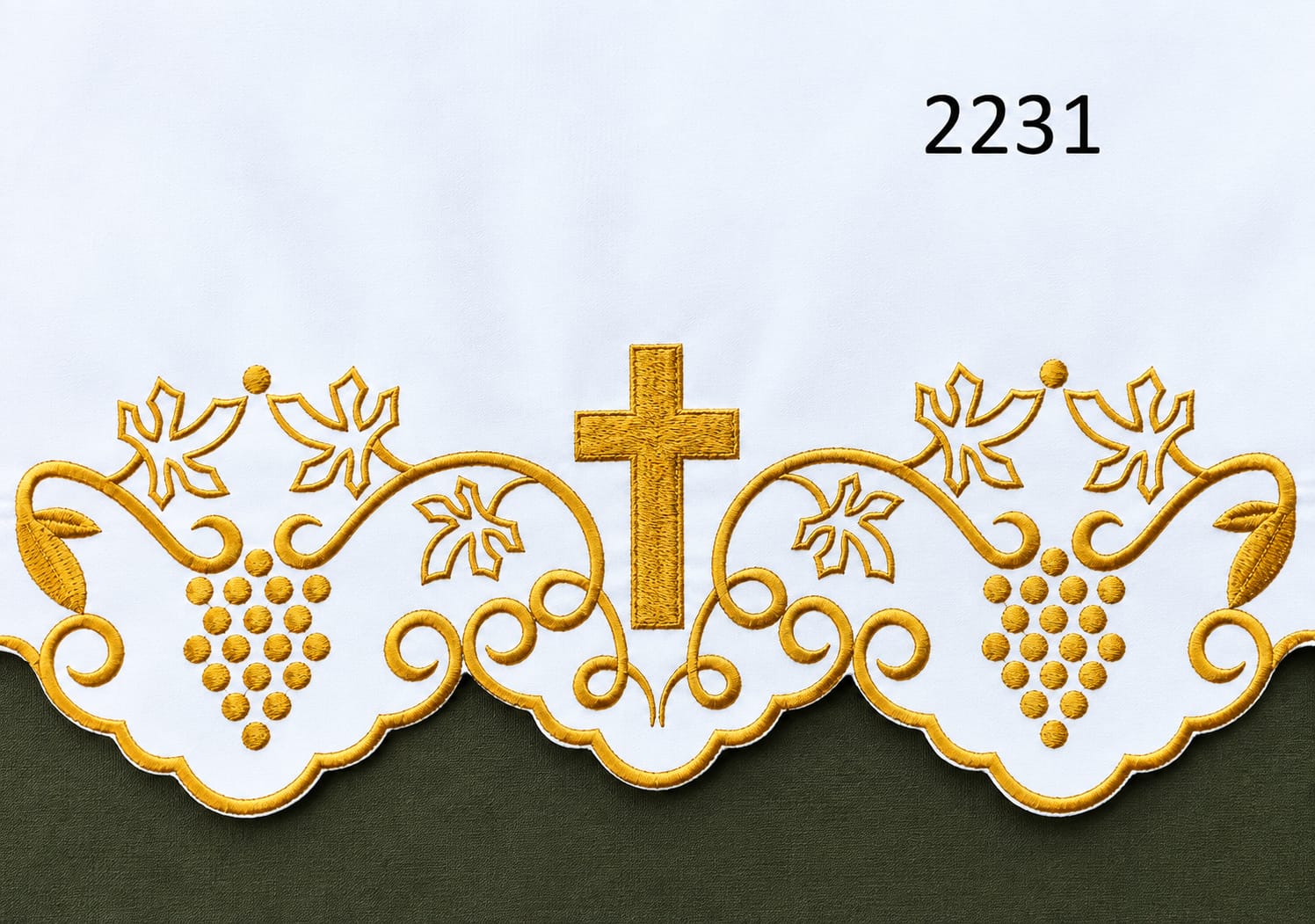 Obrus ołtarzowy, wzór eucharystyczny - haftowany krzyż (245)