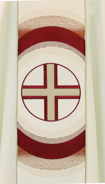 Elegancki ornat z haftem Świętej Rodziny - zdjęcie 4