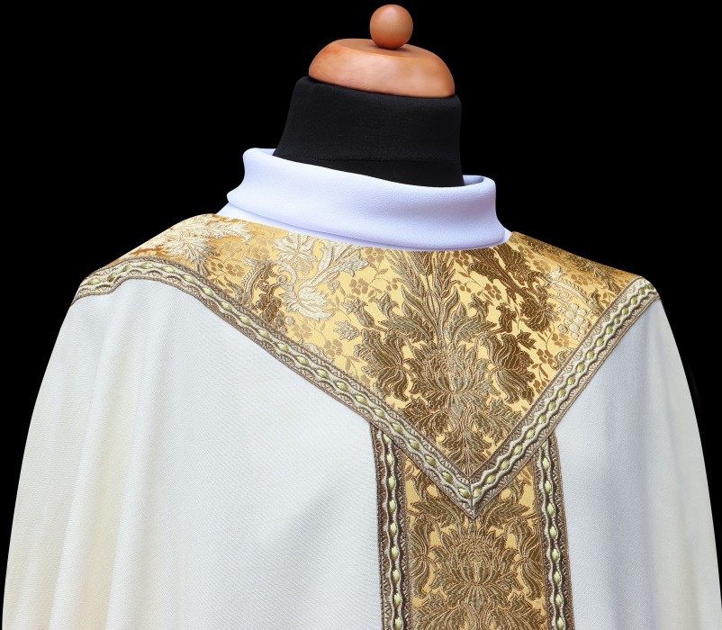 Ornat liturgiczny bez kołnierza - zdjęcie 3