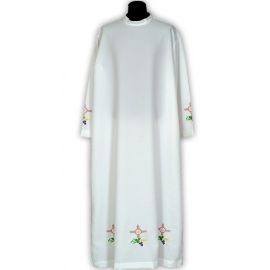 Alba kapłańska haftowana (1)