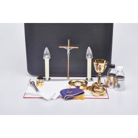 Komplet podróżny dla kapłana (walizka celebransa)