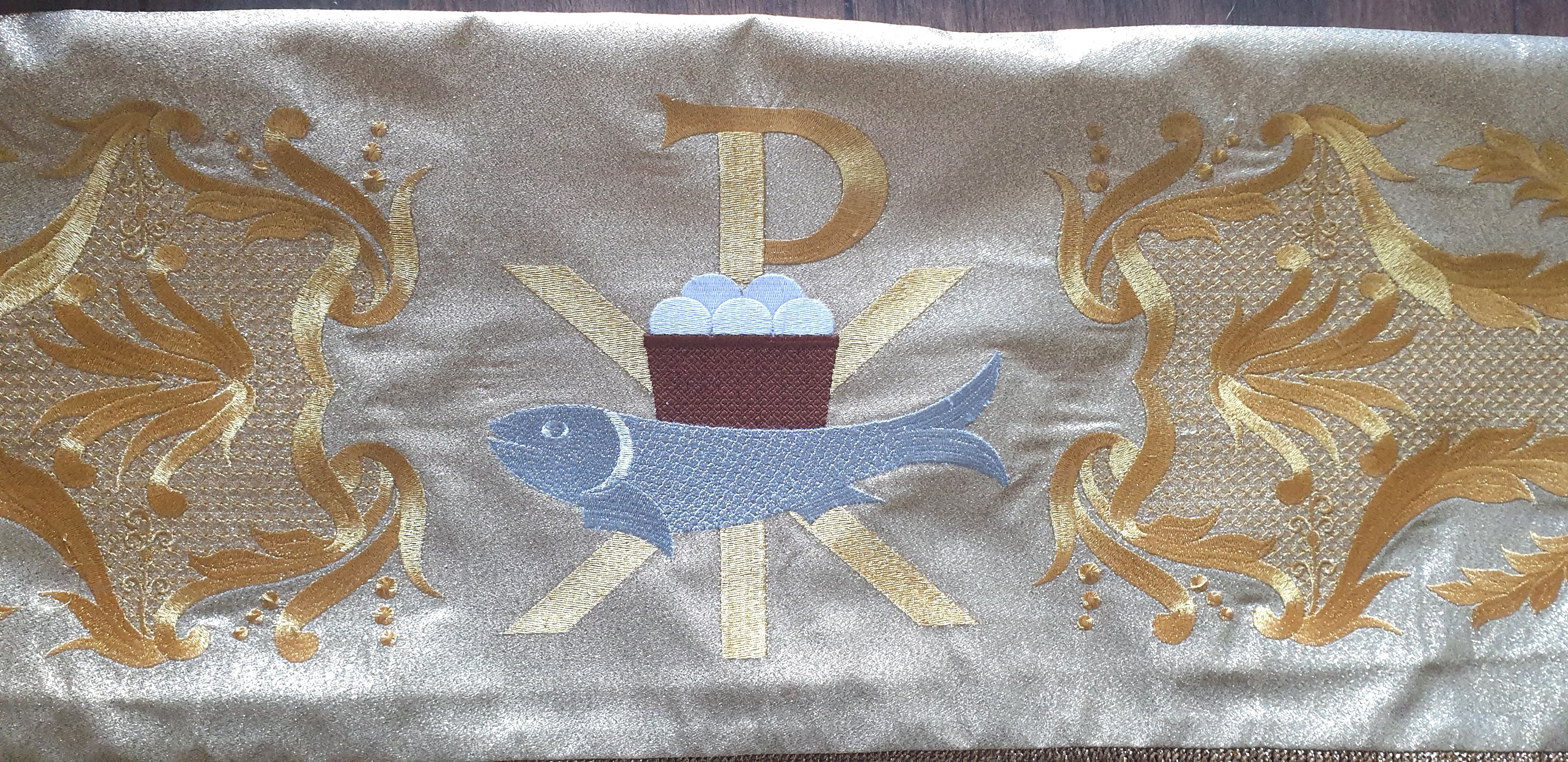 Baldachim  haftowany na 4 drzewce (T) - zdjęcie 3 - Baldachim  haftowany na 4 drzewce (T)