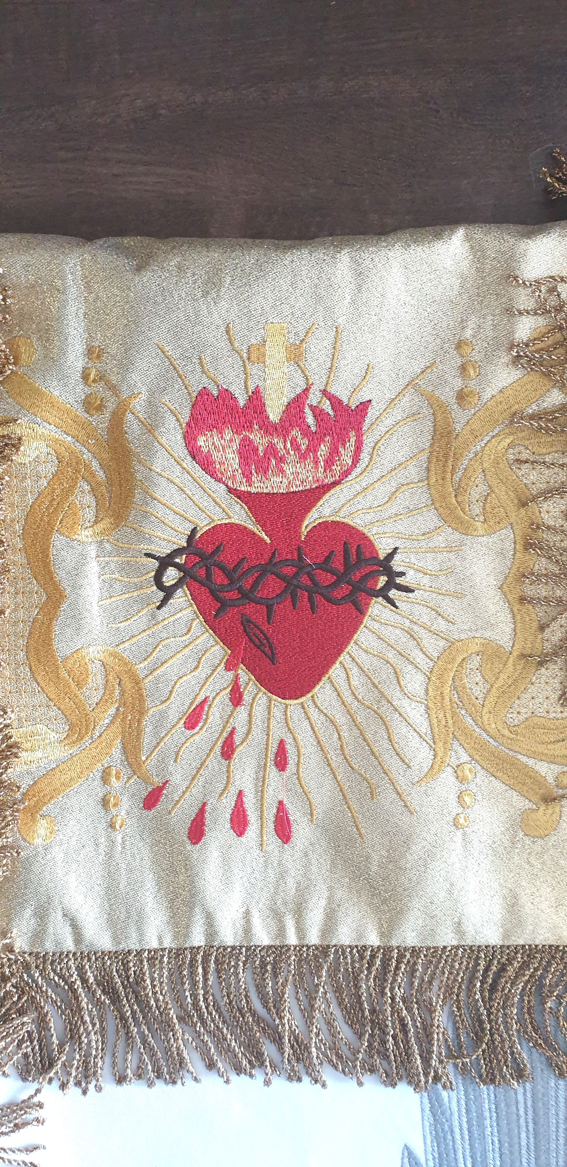 Baldachim  haftowany na 4 drzewce (T) - zdjęcie 4 - Baldachim  haftowany na 4 drzewce (T)