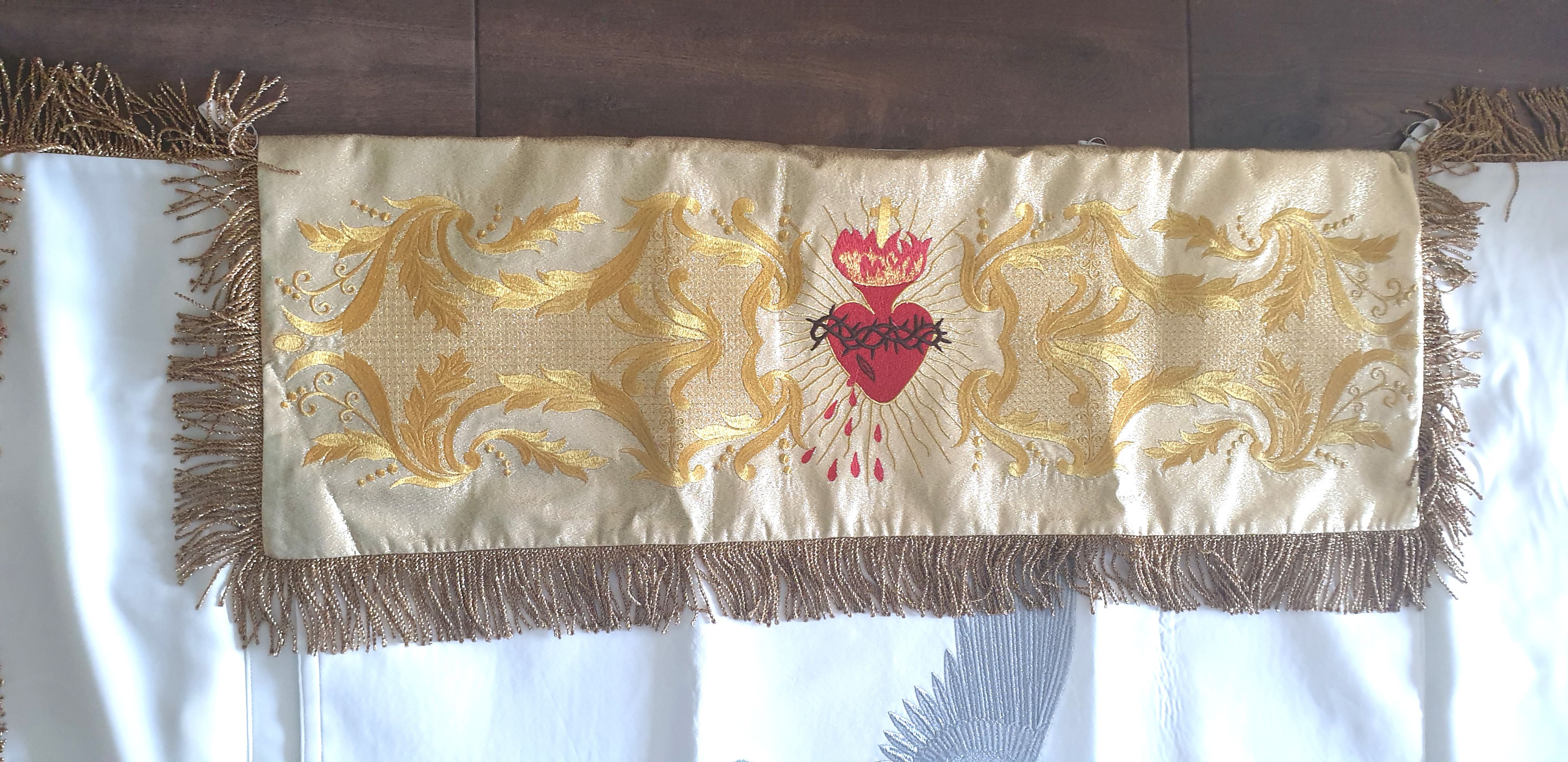 Baldachim  haftowany na 4 drzewce (T) - zdjęcie 6 - Baldachim  haftowany na 4 drzewce (T)