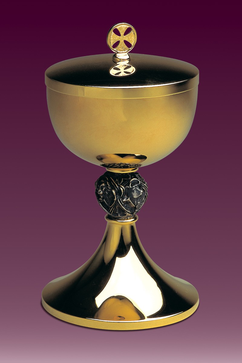 Puszka z czterema ewangelistami, w motywach zwierzęcych 19,5 cm