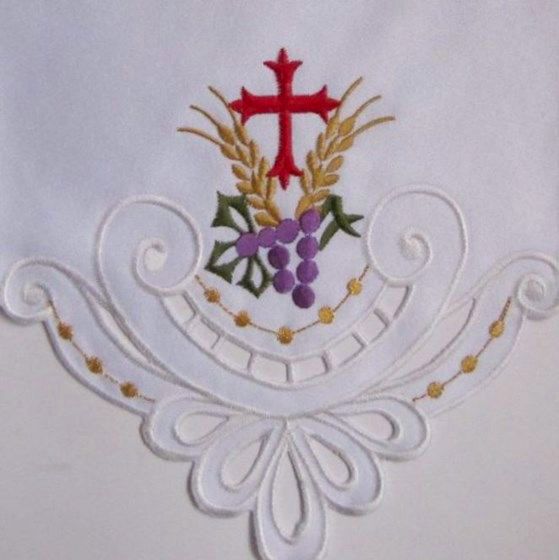 Obrus ołtarzowy haftowany - wzór eucharystyczny (91)