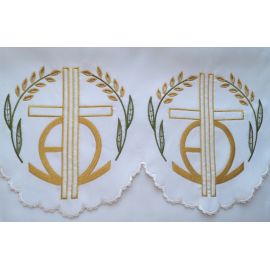 Obrus ołtarzowy haftowany - wzór eucharystyczny (182) - OBRUSY OŁTARZOWE - Nowość