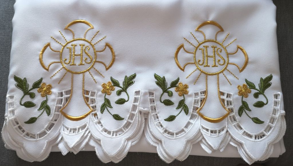 Obrus ołtarzowy haftowany - wzór eucharystyczny (135) - zdjęcie 4 - Obrus ołtarzowy haftowany - wzór eucharystyczny (135)