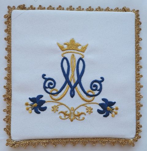 Palka haftowana wzór maryjny M (2)