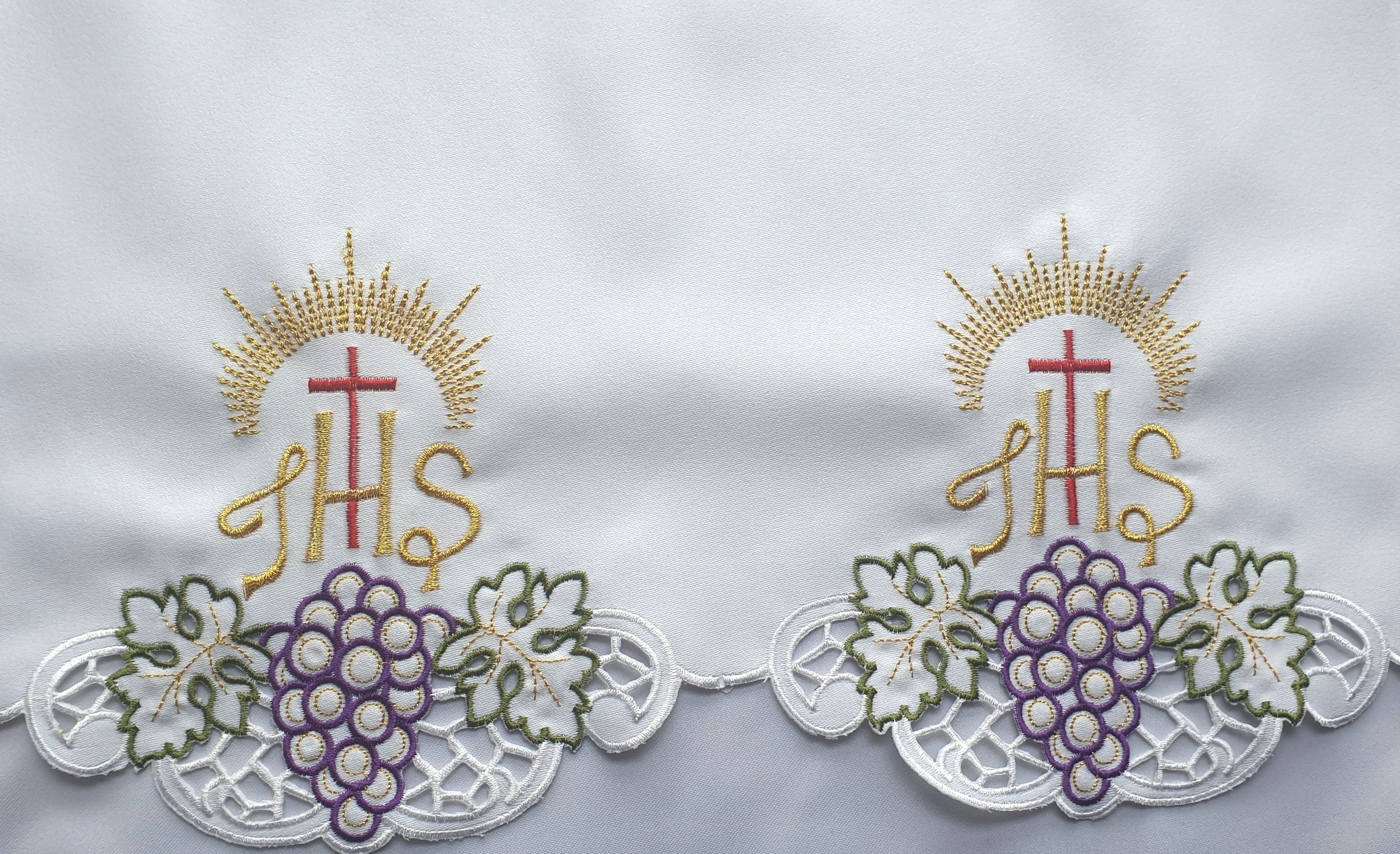 Obrus ołtarzowy haftowany - wzór eucharystyczny (148)