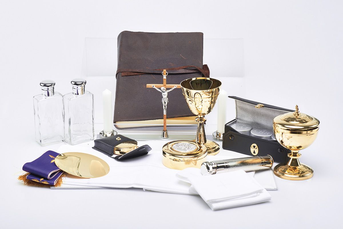 Komplet podróżny dla kapłana - walizka celebransa (20) - ZESTAWY TURYSTYCZNE, MAŁY KSIĄDZ