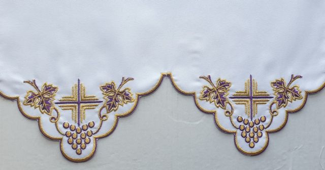 Obrus ołtarzowy haftowany - wzór eucharystyczny (204)