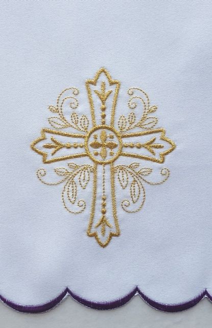 Obrus ołtarzowy haftowany - wzór eucharystyczny (207) - zdjęcie 2 - Obrus ołtarzowy haftowany - wzór eucharystyczny (207)