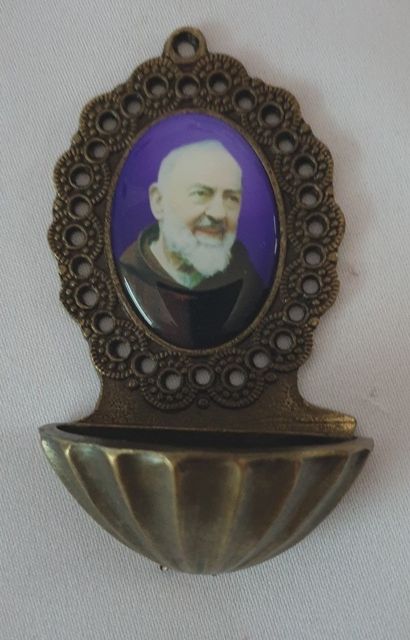 Kropielniczka metalowa - zdjęcie 5 - Kropielniczka metalowa