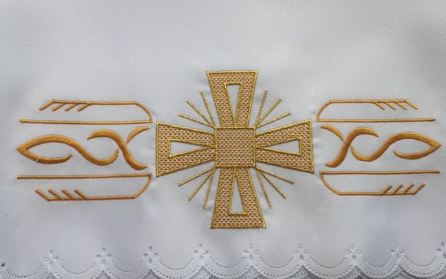 Obrus ołtarzowy (17) - zdjęcie 2 - Obrus ołtarzowy (17)