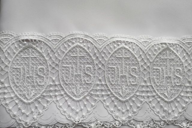 Obrus ołtarzowy (2) - zdjęcie 5 - Obrus ołtarzowy (2)