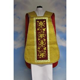 Chasuble embroidered at the front (36)