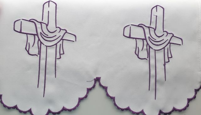 Obrus ołtarzowy haftowany - wzór eucharystyczny (217)