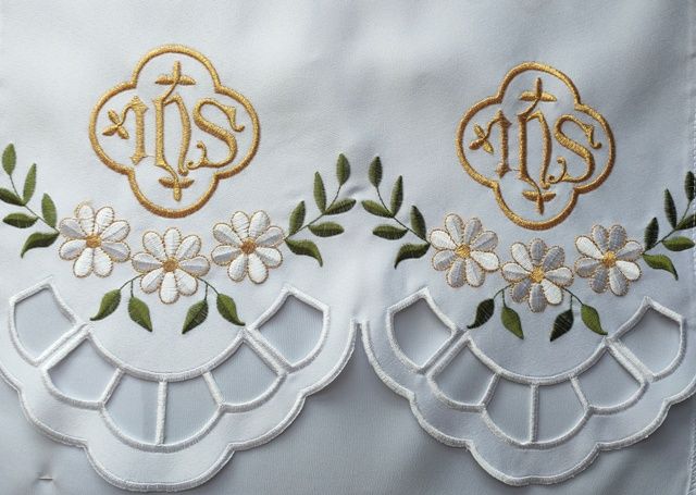 Obrus ołtarzowy haftowany - wzór eucharystyczny (143)