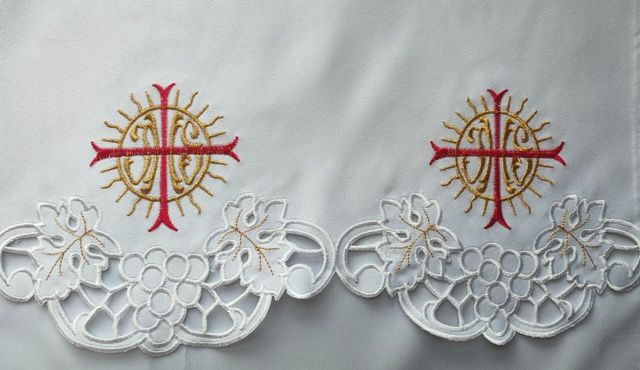 Obrus ołtarzowy haftowany - wzór eucharystyczny (141)