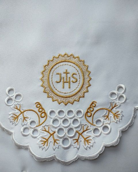 Obrus ołtarzowy haftowany - wzór eucharystyczny (125) - zdjęcie 2 - Obrus ołtarzowy haftowany - wzór eucharystyczny (125)