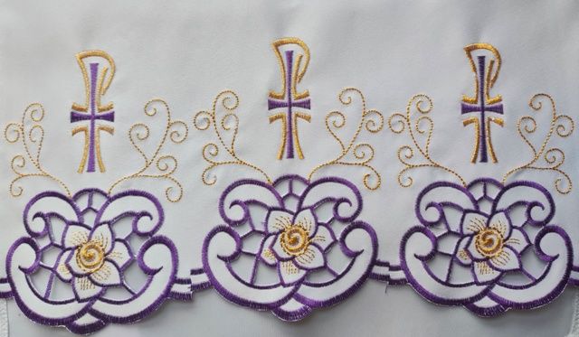 Obrus ołtarzowy haftowany - wzór eucharystyczny (221)
