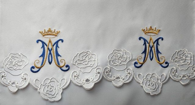 Obrus ołtarzowy haftowany - wzór maryjny (222)