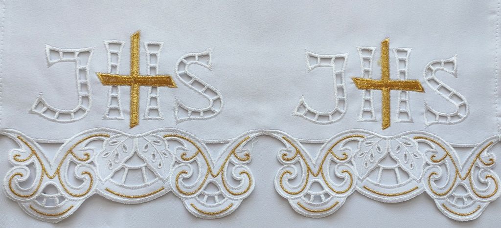 Obrus ołtarzowy haftowany - wzór eucharystyczny (126)