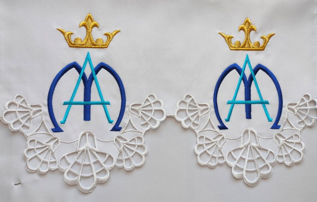 Obrus ołtarzowy haftowany - wzór Maryjny (98)