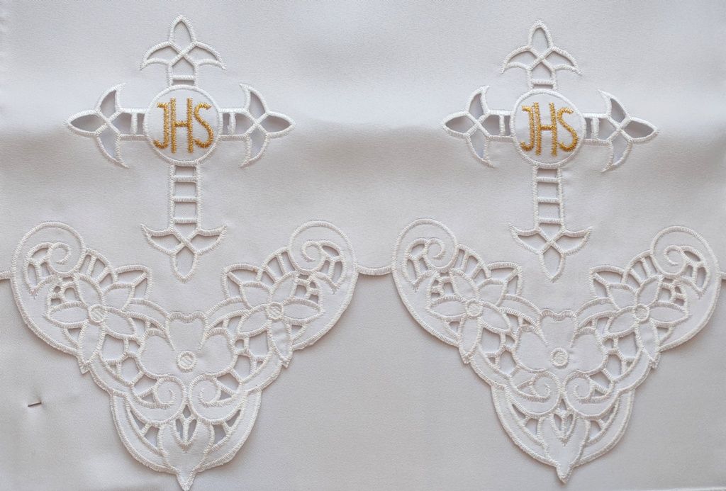 Obrus ołtarzowy haftowany - wzór eucharystyczny (96)