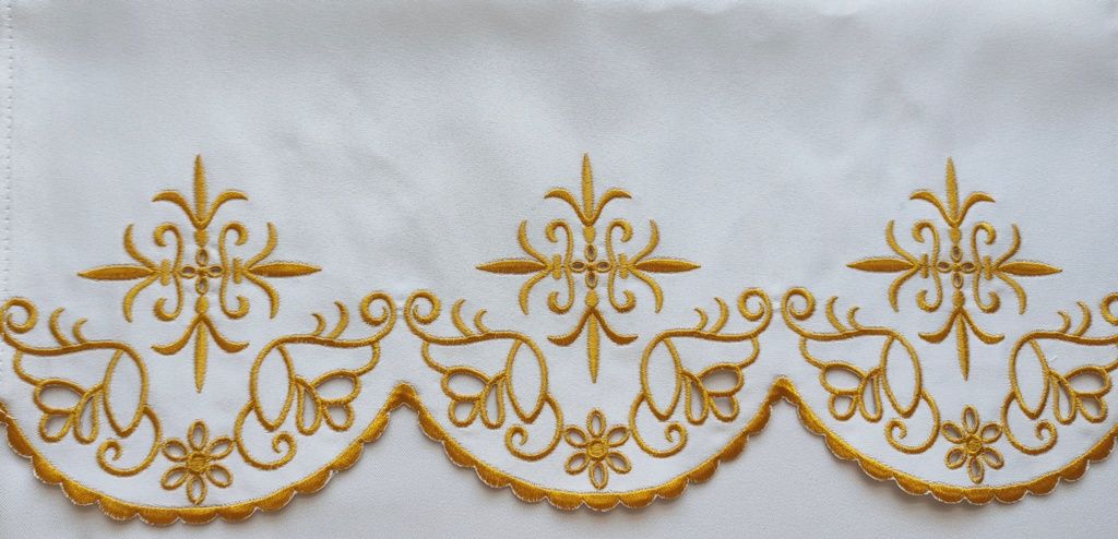 Obrus ołtarzowy haftowany - wzór eucharystyczny (93)