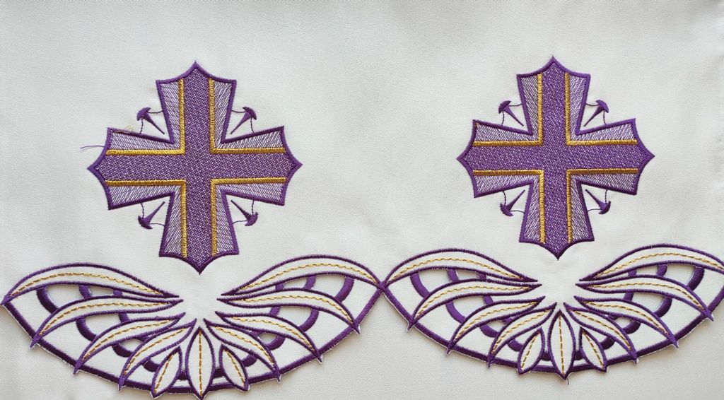 Obrus ołtarzowy haftowany - wzór eucharystyczny (76F) - zdjęcie 2 - Obrus ołtarzowy haftowany - wzór eucharystyczny (76F)