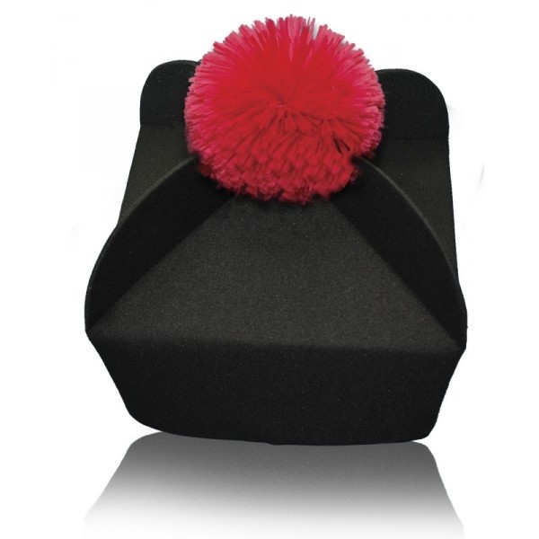 Biret czarny z kolorowym pomponem: czerwień, fiolet - zdjęcie 3 - Biret czarny z kolorowym pomponem