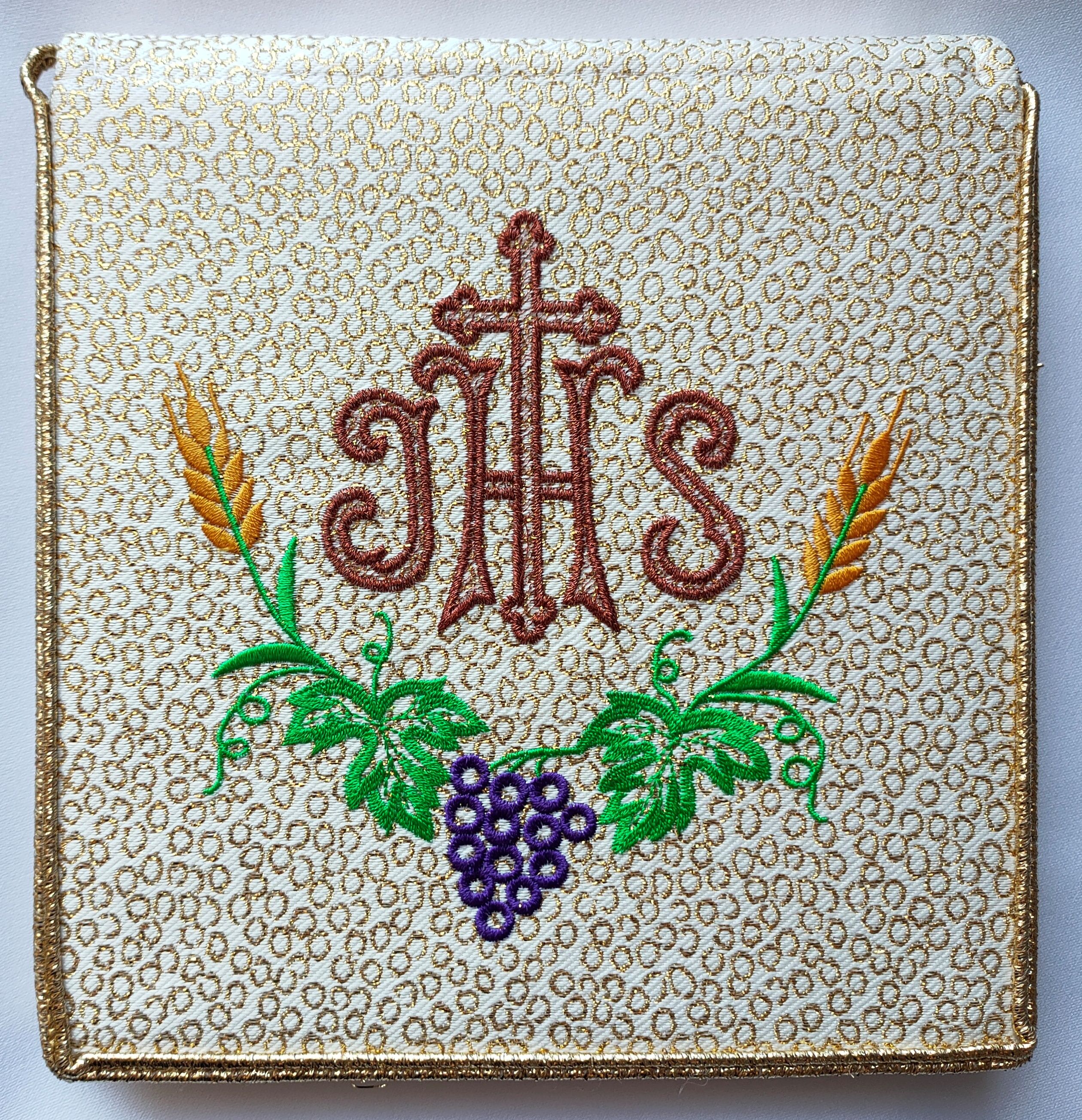 Bursa do chorych haftowana, ecru IHS