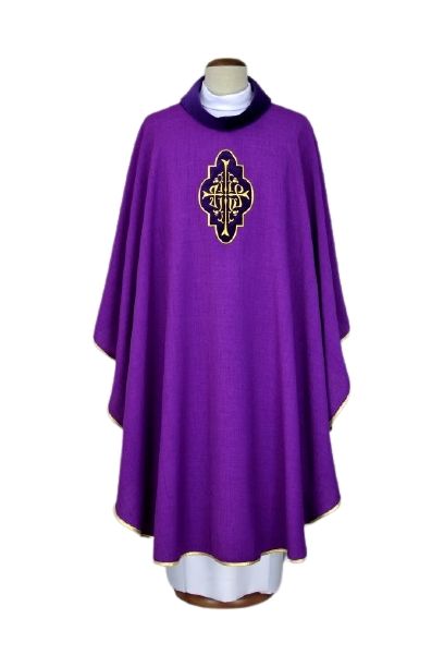 Ornat fioletowy z haftowaną aplikacją z aksamitu (13)