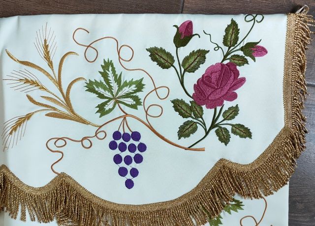 Baldachim bogato haftowany (Z) - zdjęcie 10 - Baldachim bogato haftowany (Z)