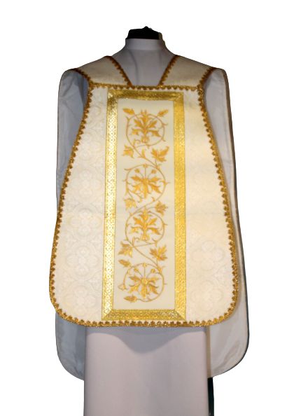 Ornat rzymski ecru Serce Pana Jezusa (51) - zdjęcie 2 - Ornat rzymski ecru Serce Pana Jezusa (51)