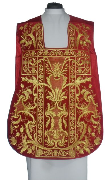 Ornat rzymski czerwony haftowany motyw eucharystyczny, aksamit (75) - Ornat rzymski czerwony haftowany motyw eucharystyczny, aksamit (75)