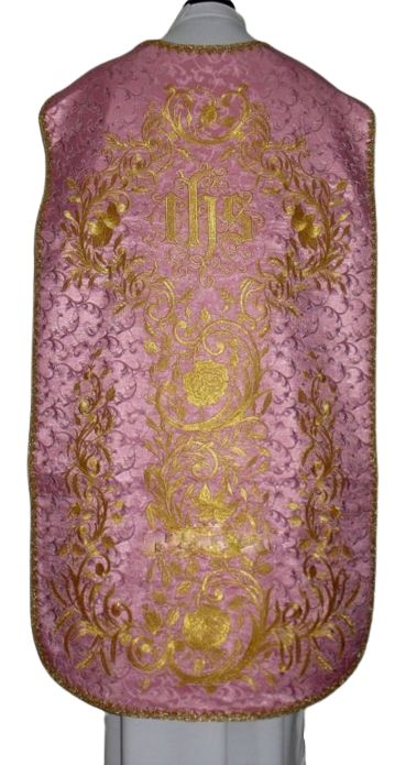 Ornat rzymski różowy haftowany IHS (69)